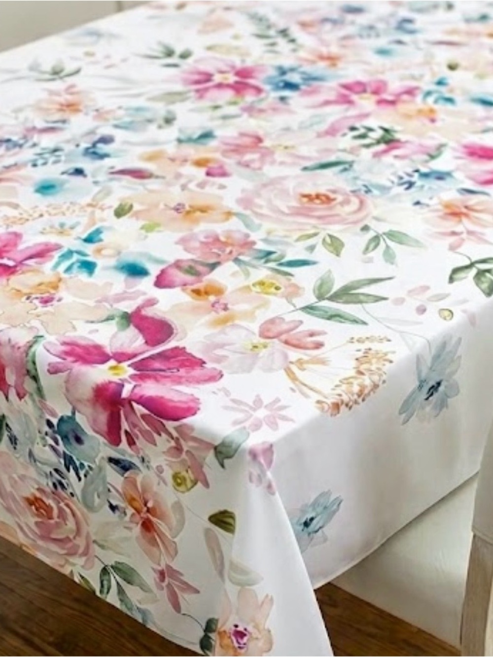 Benson Mills Floral Tablecloth